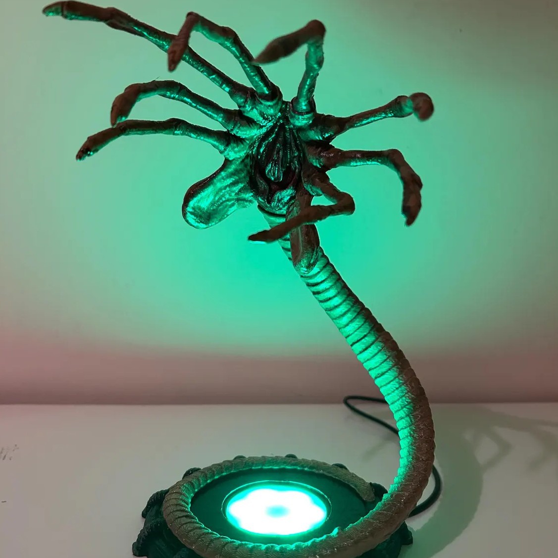 Lámpara Alien Facehugger, Luz  - Pumpkin Lantern Halloween reseña y precio