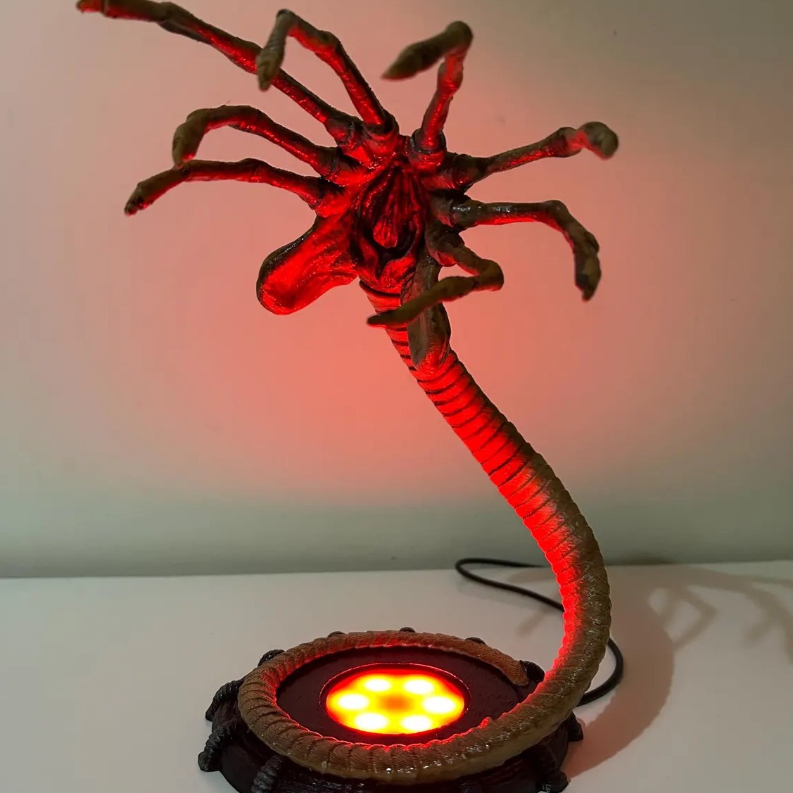 Lámpara Alien Facehugger, Luz  - Pumpkin Lantern Halloween reseña y precio